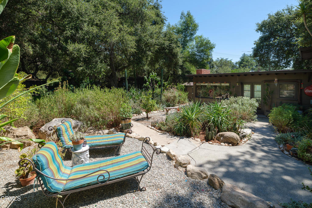 3232 Mount Curve Avenue