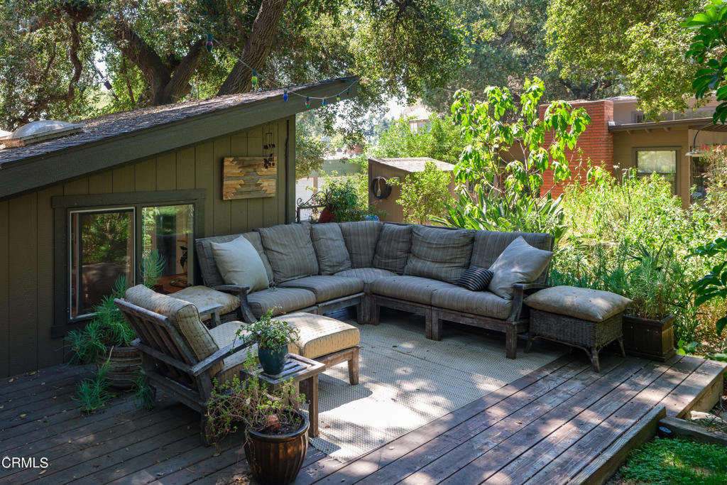 3232 Mount Curve Avenue