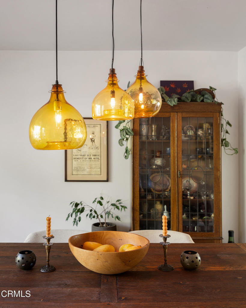 3232 Mount Curve Avenue