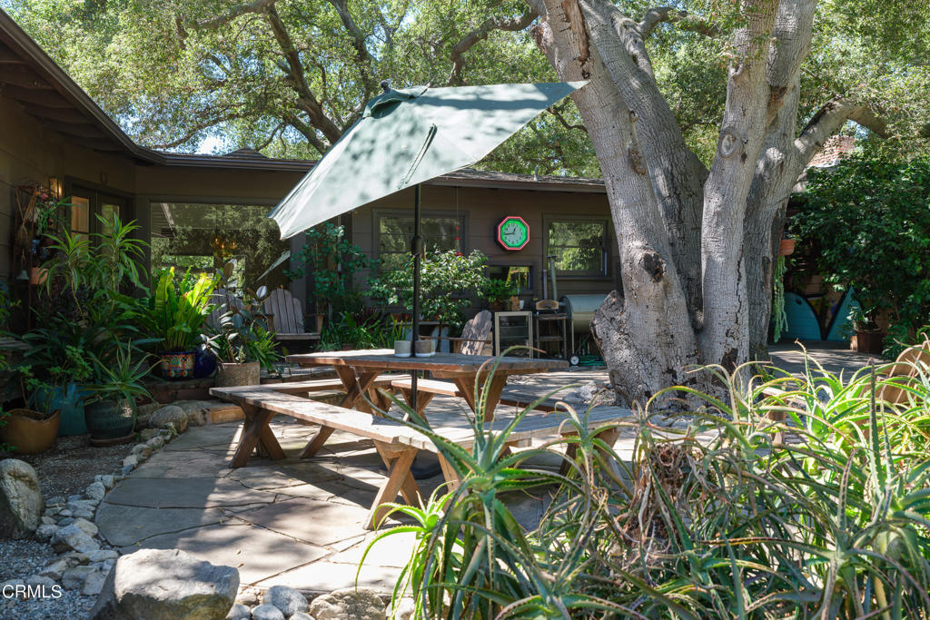 3232 Mount Curve Avenue