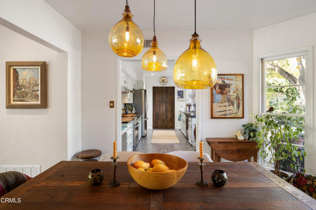 3232 Mount Curve Avenue