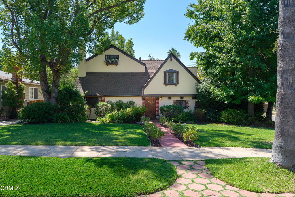 1238 E Woodbury Road
