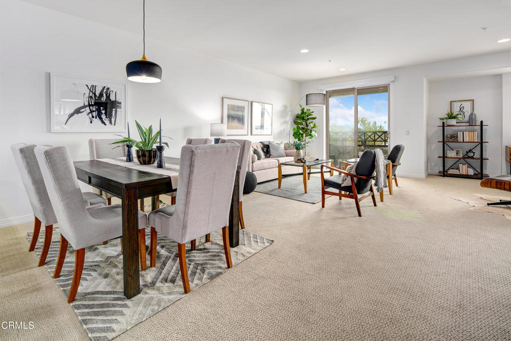 931 E Walnut Avenue 314