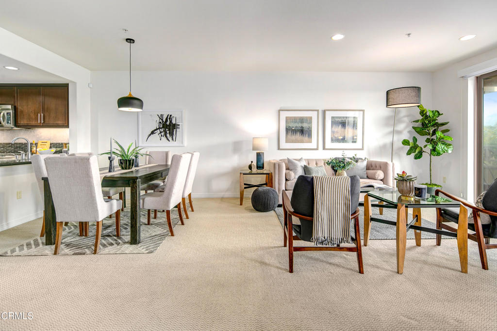 931 E Walnut Avenue 314