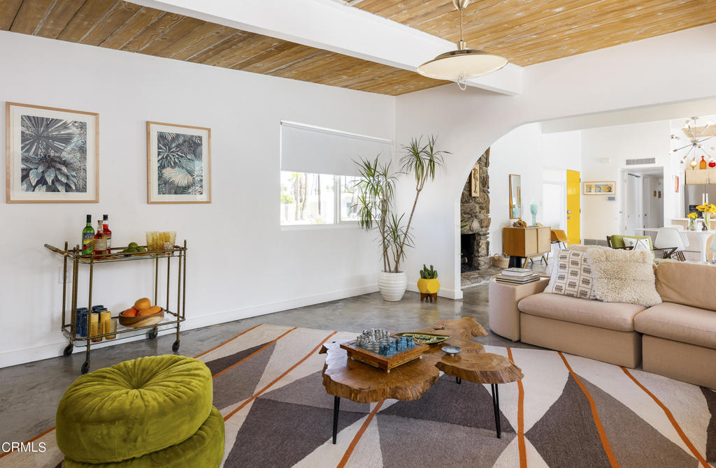 225 N Orchid Tree Lane Lane