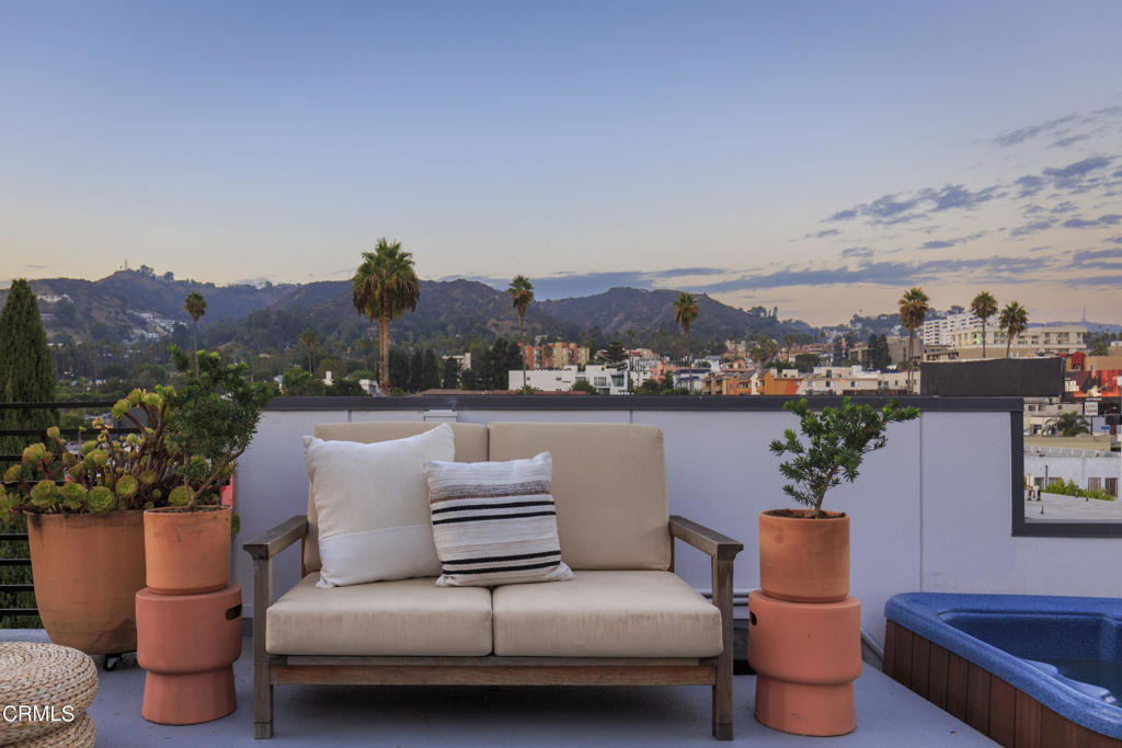 1432 N Vista Street 2