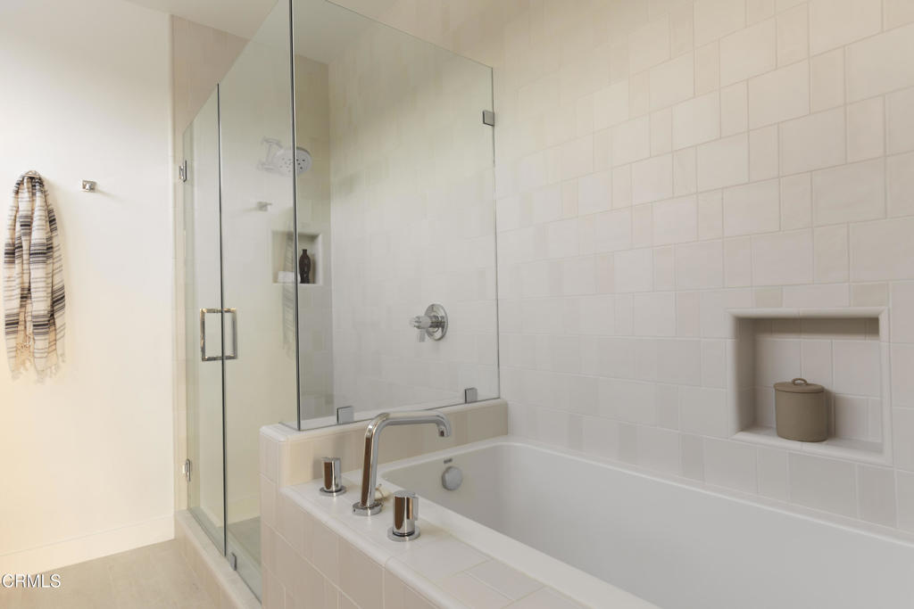 1432 N Vista Street 2