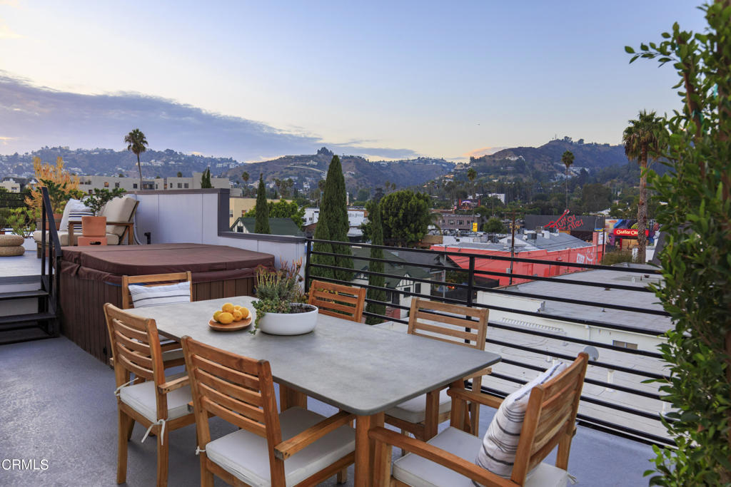 1432 N Vista Street 2