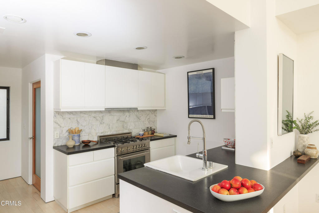 1432 N Vista Street 2