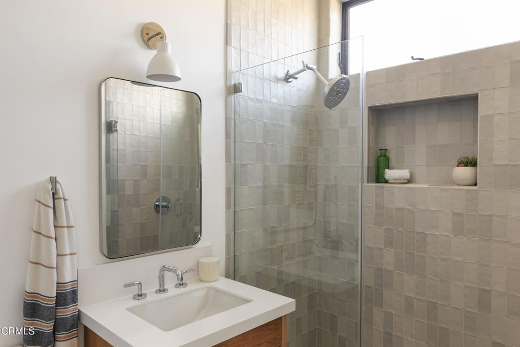 1432 N Vista Street 2