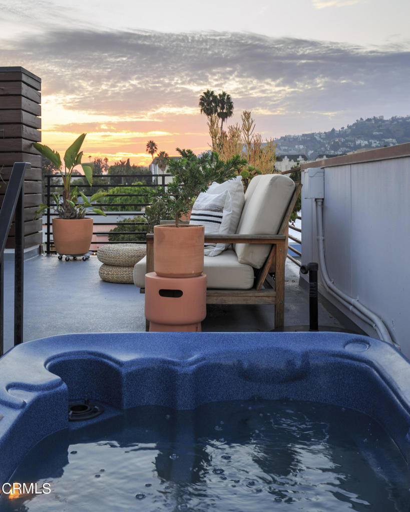 1432 N Vista Street 2