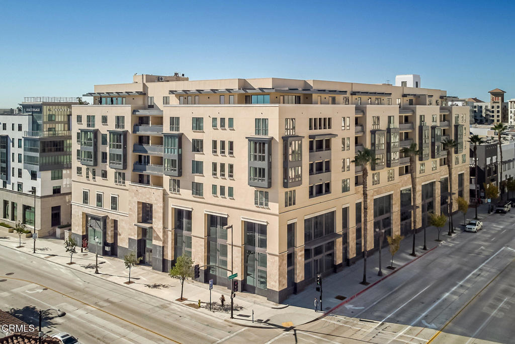 39 S Los Robles Avenue 5007