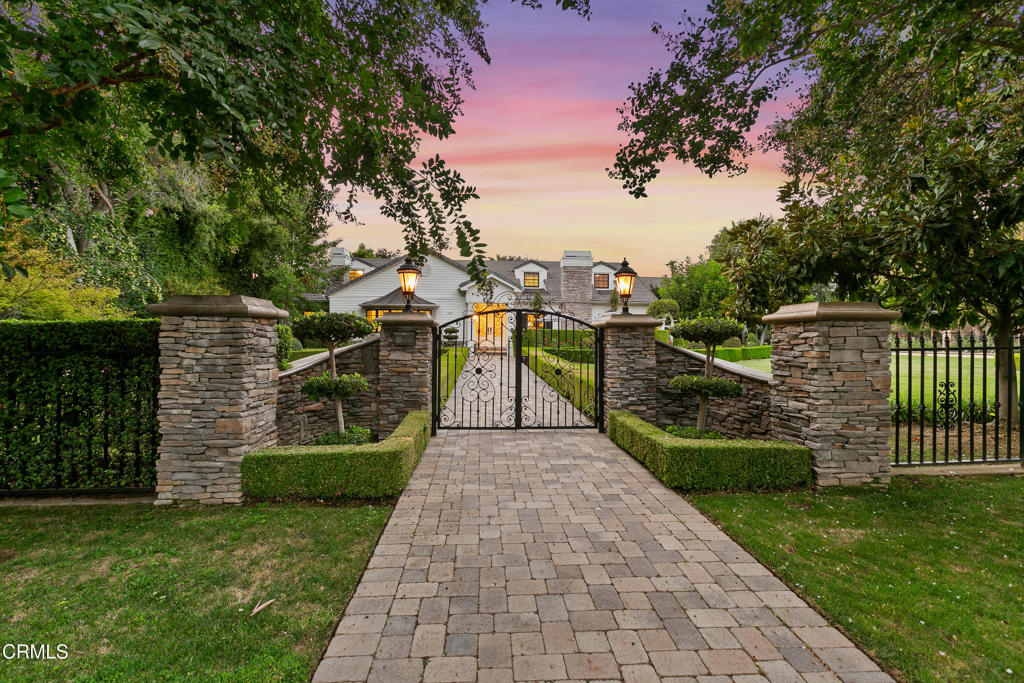 305 Oriole Road