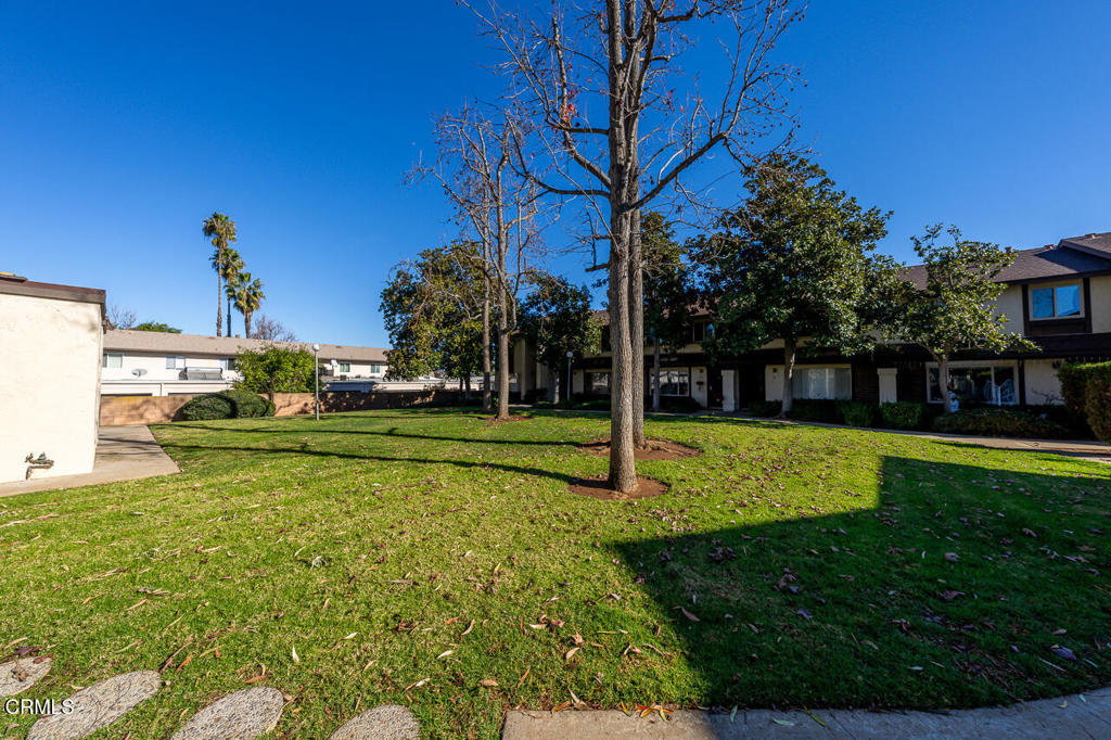 807 S Mollison Avenue 39