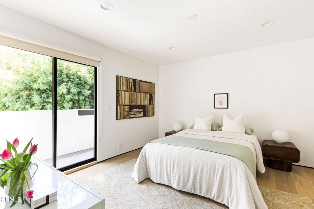 11210 Briarcliff Lane