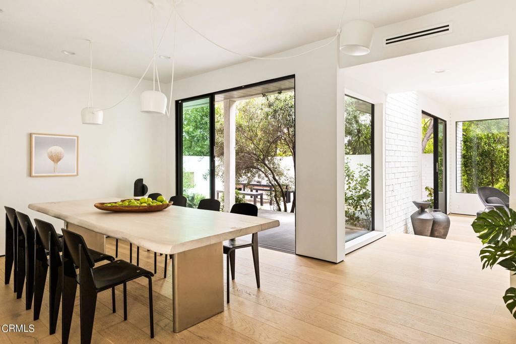 11210 Briarcliff Lane