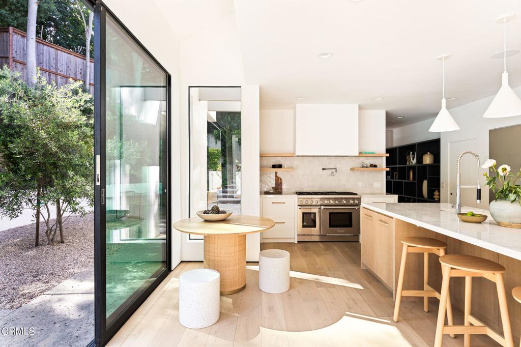 11210 Briarcliff Lane