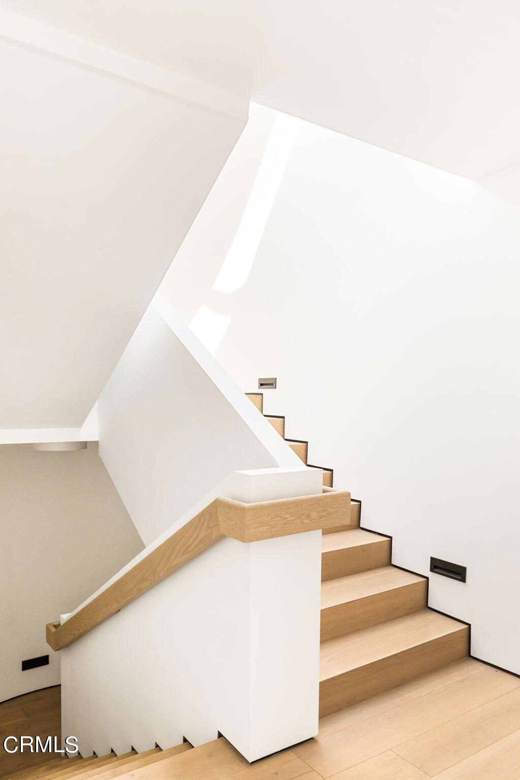 11210 Briarcliff Lane