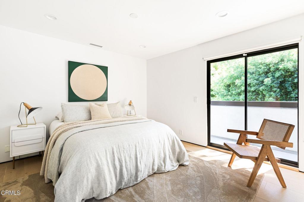 11210 Briarcliff Lane