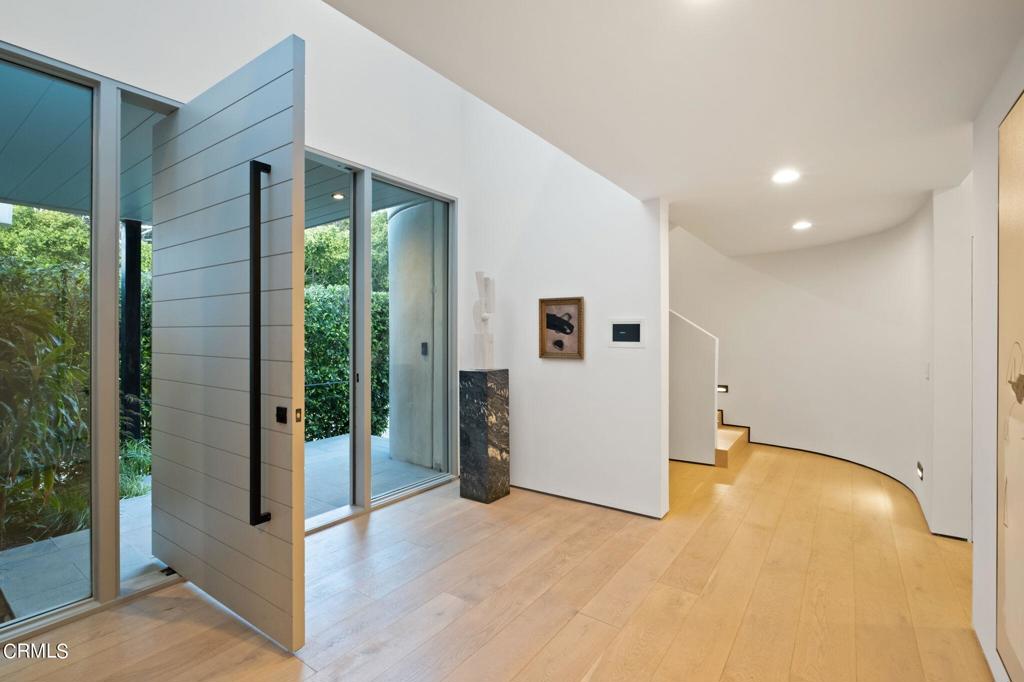 11210 Briarcliff Lane