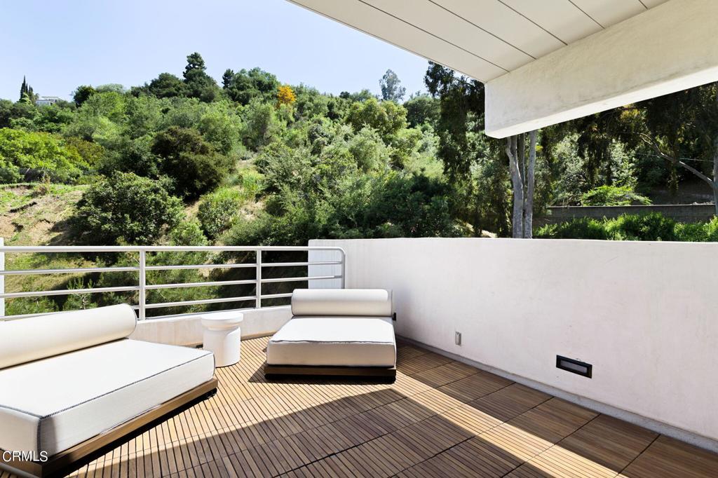 11210 Briarcliff Lane