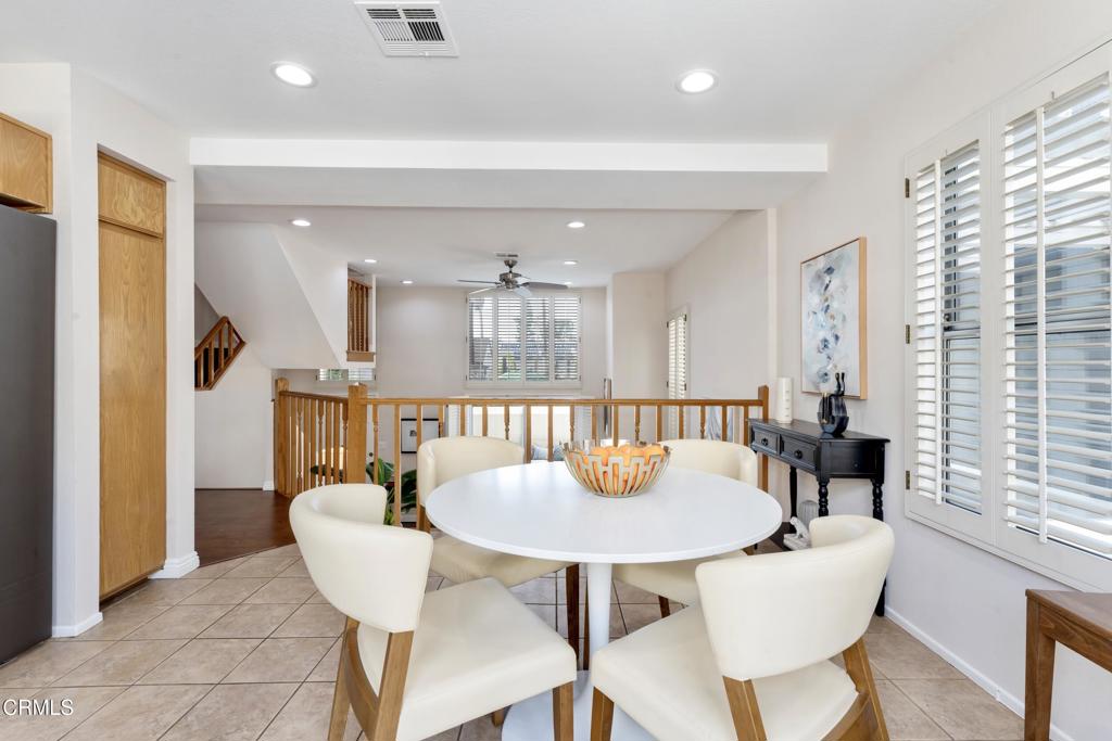 1923 E Washington Boulevard 4