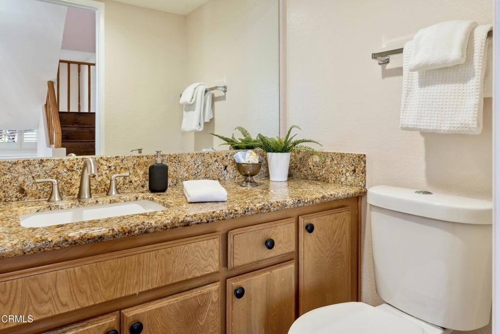 1923 E Washington Boulevard 4