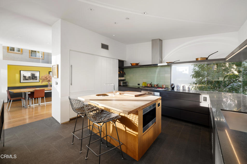 1200 E Woodbury Road