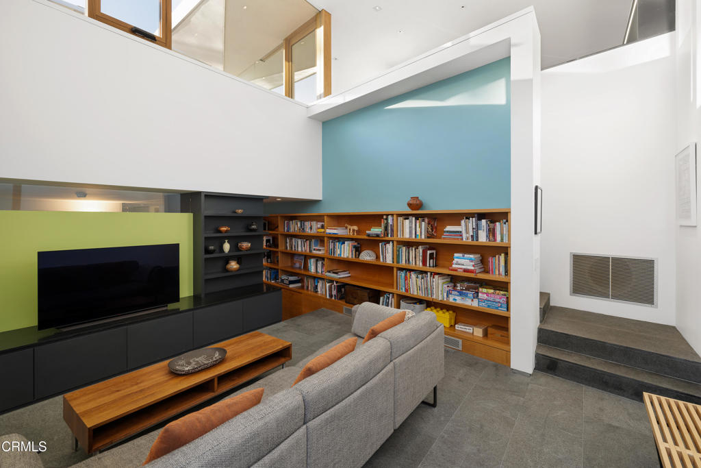 1200 E Woodbury Road