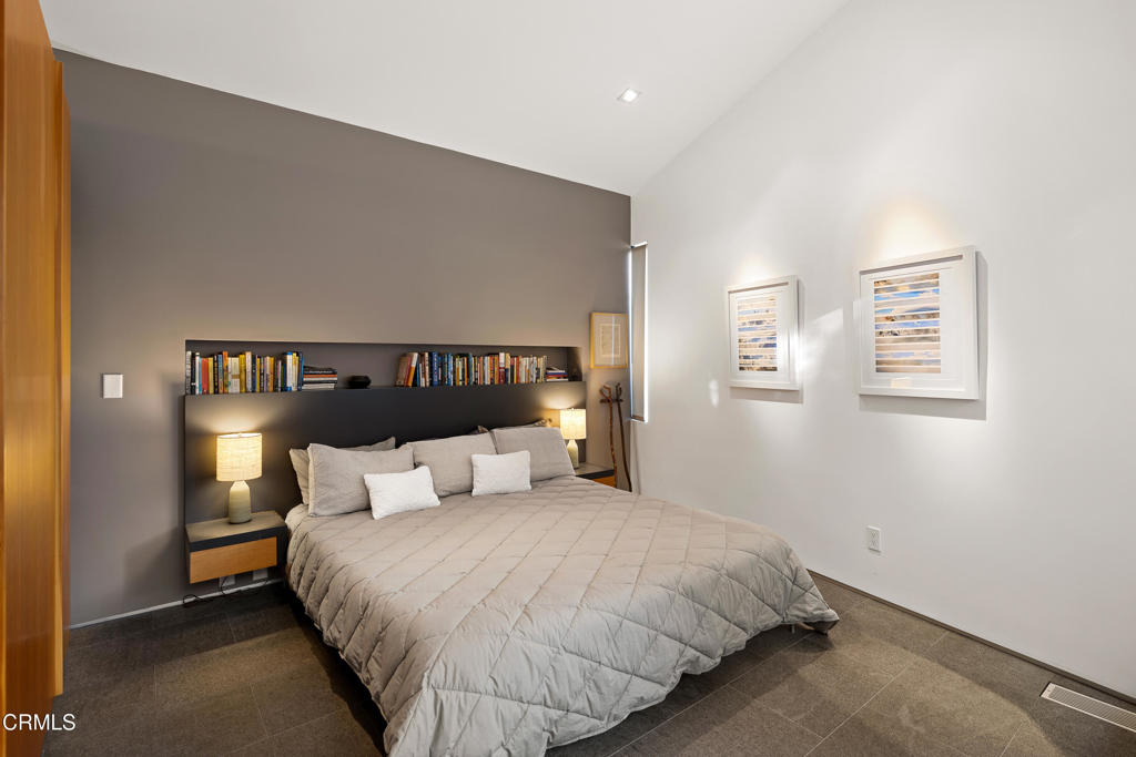 1200 E Woodbury Road