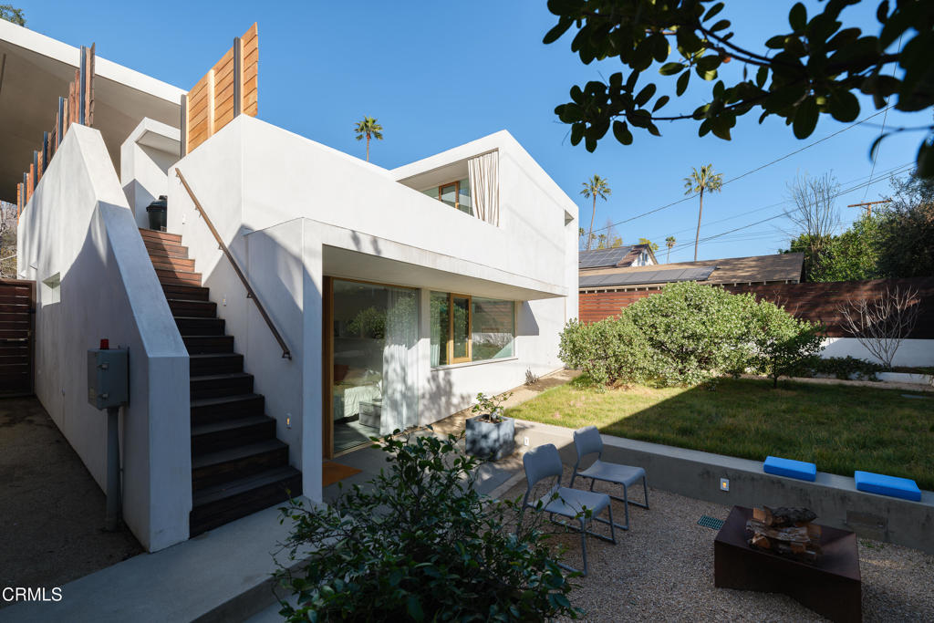 1200 E Woodbury Road