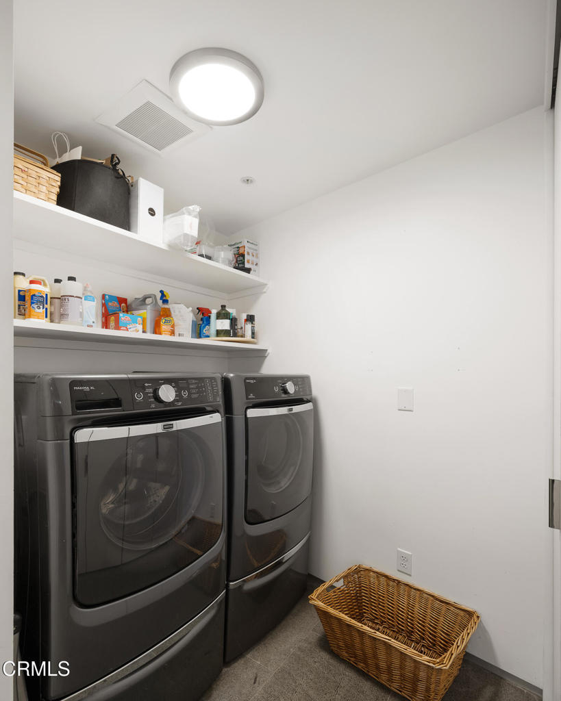 1200 E Woodbury Road