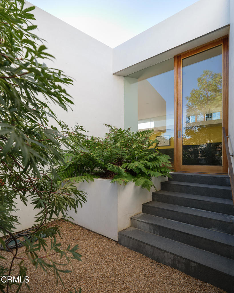 1200 E Woodbury Road