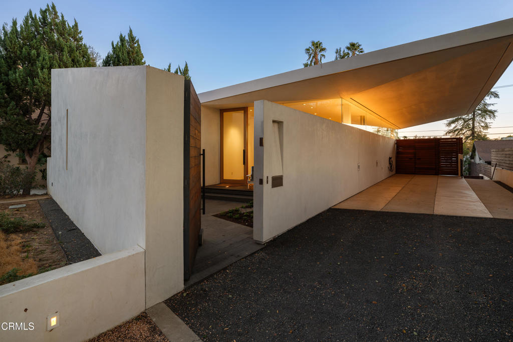 1200 E Woodbury Road