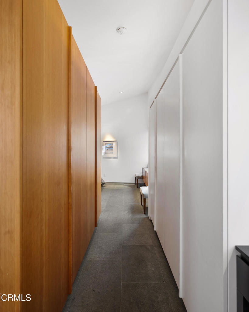 1200 E Woodbury Road