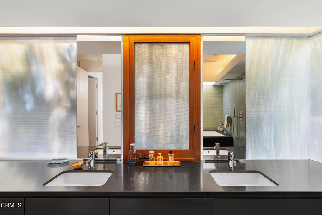 1200 E Woodbury Road