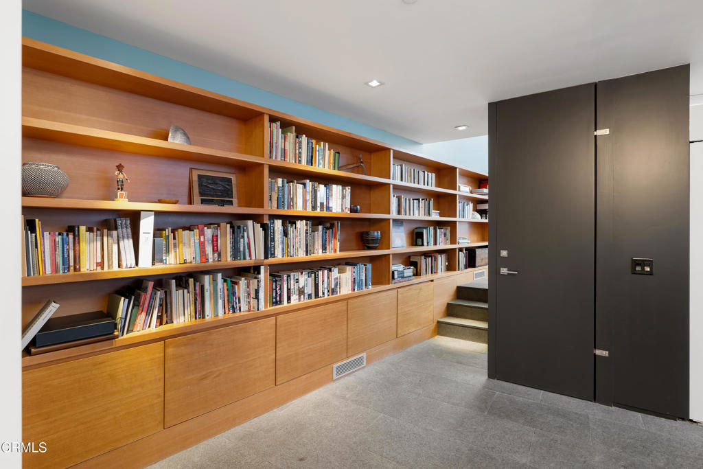 1200 E Woodbury Road