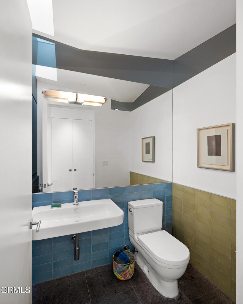 1200 E Woodbury Road