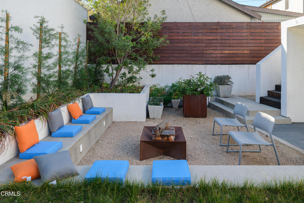 1200 E Woodbury Road