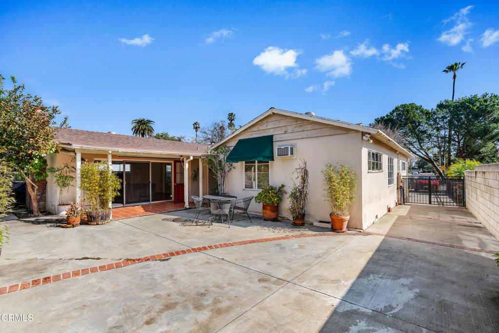 365 S San Gabriel Boulevard