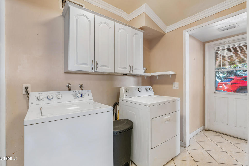 365 S San Gabriel Boulevard