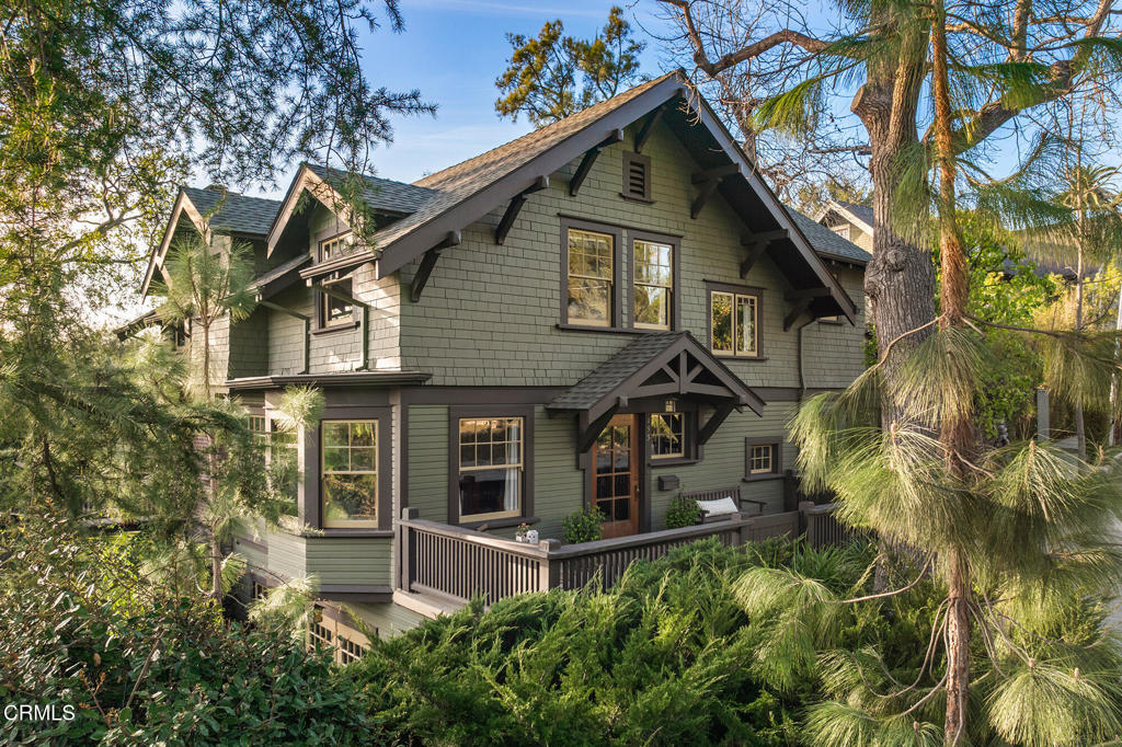 455 La Loma Road