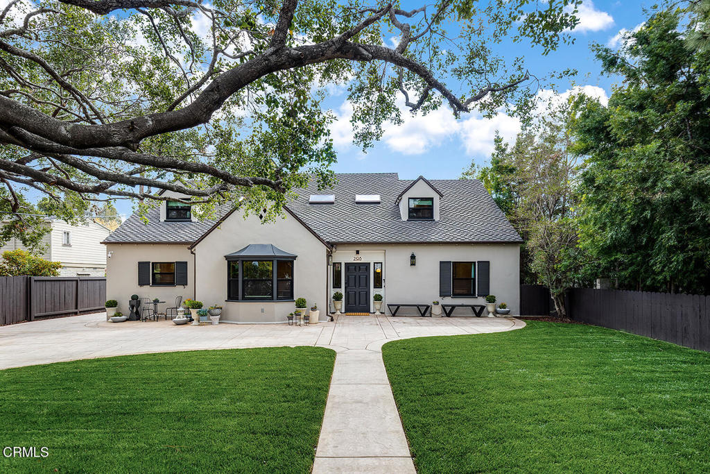 2198 San Pasqual Street