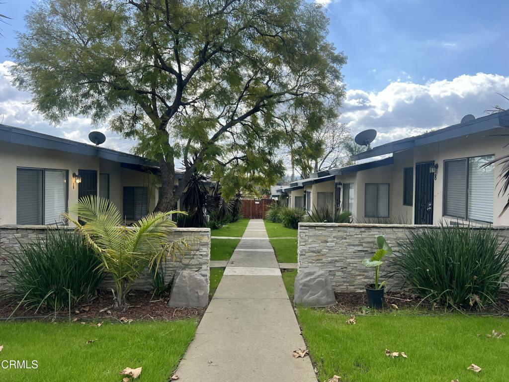 140 W 5th Street 4