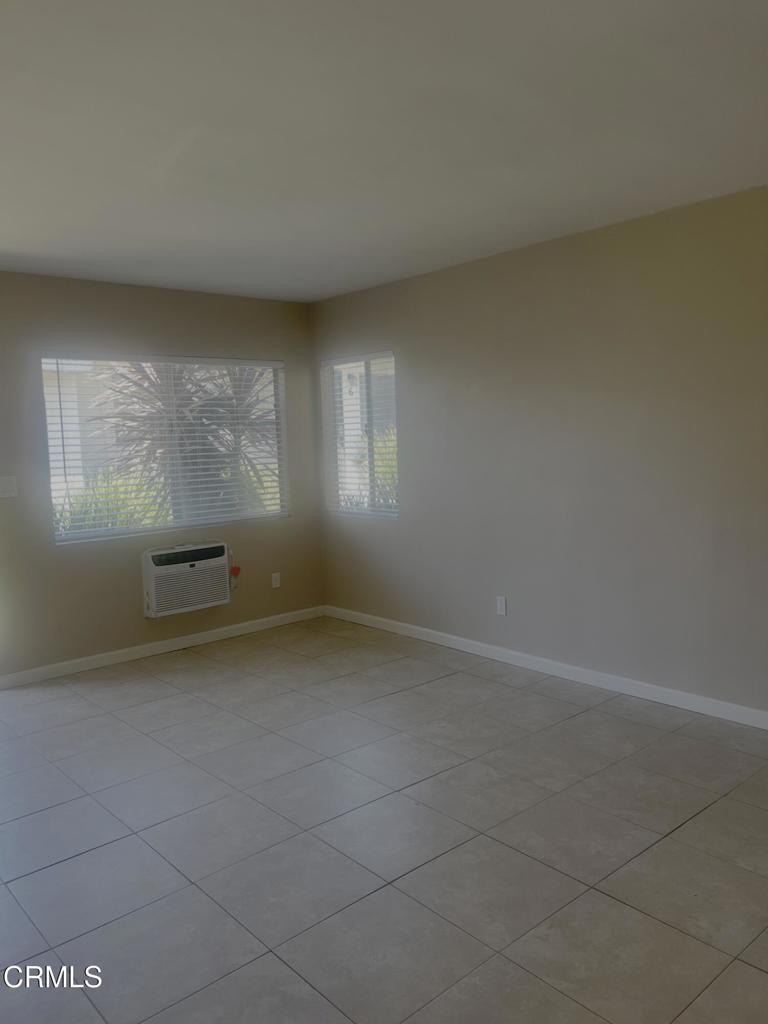 140 W 5th Street 4