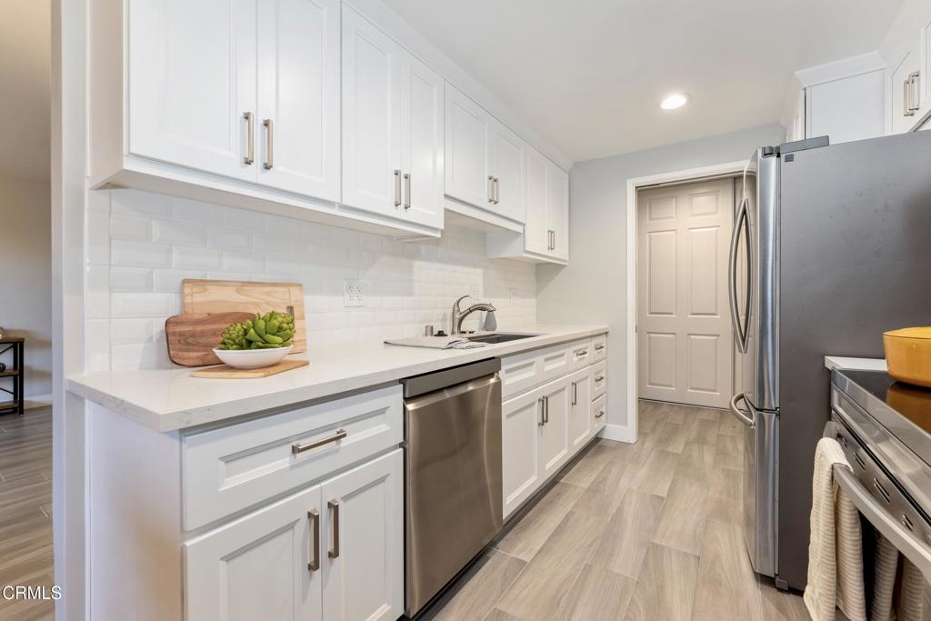 1299 Cordova Street 105