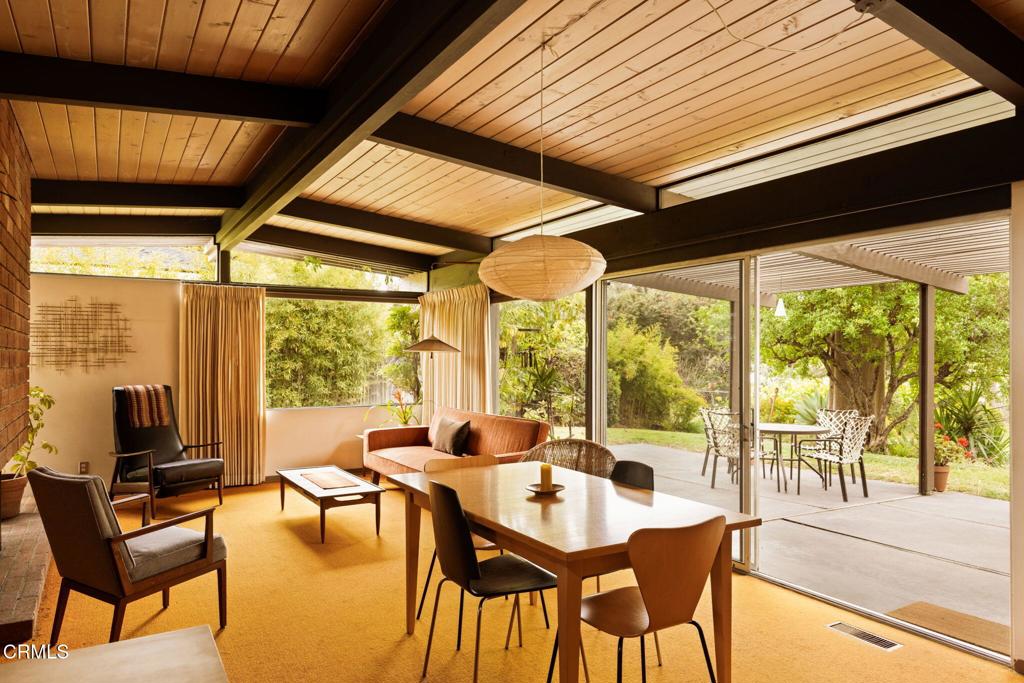 14040 Honeysuckle Lane