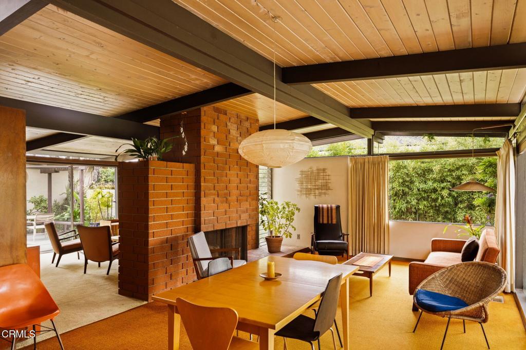 14040 Honeysuckle Lane