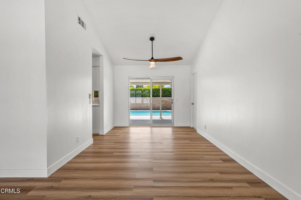 2075 E Calle Felicia
