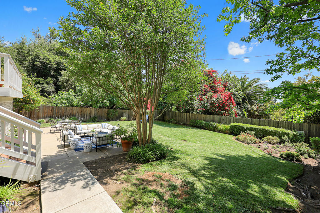 260 W Carter Avenue